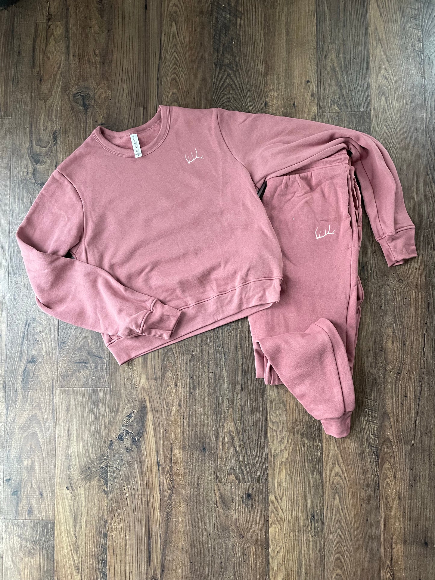 Women’s elk anter crew neck